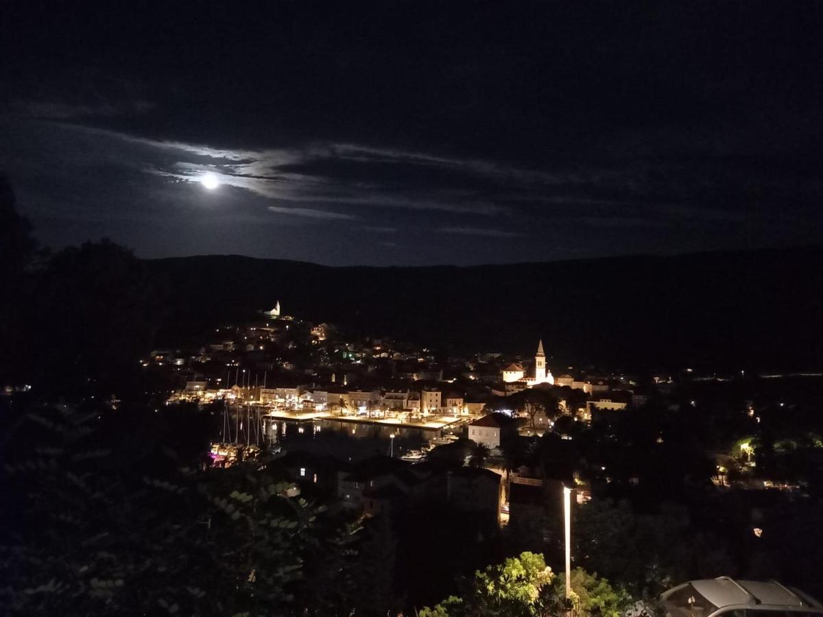 Apartman Marina Sa Parkingom Jelsa  Dış mekan fotoğraf
